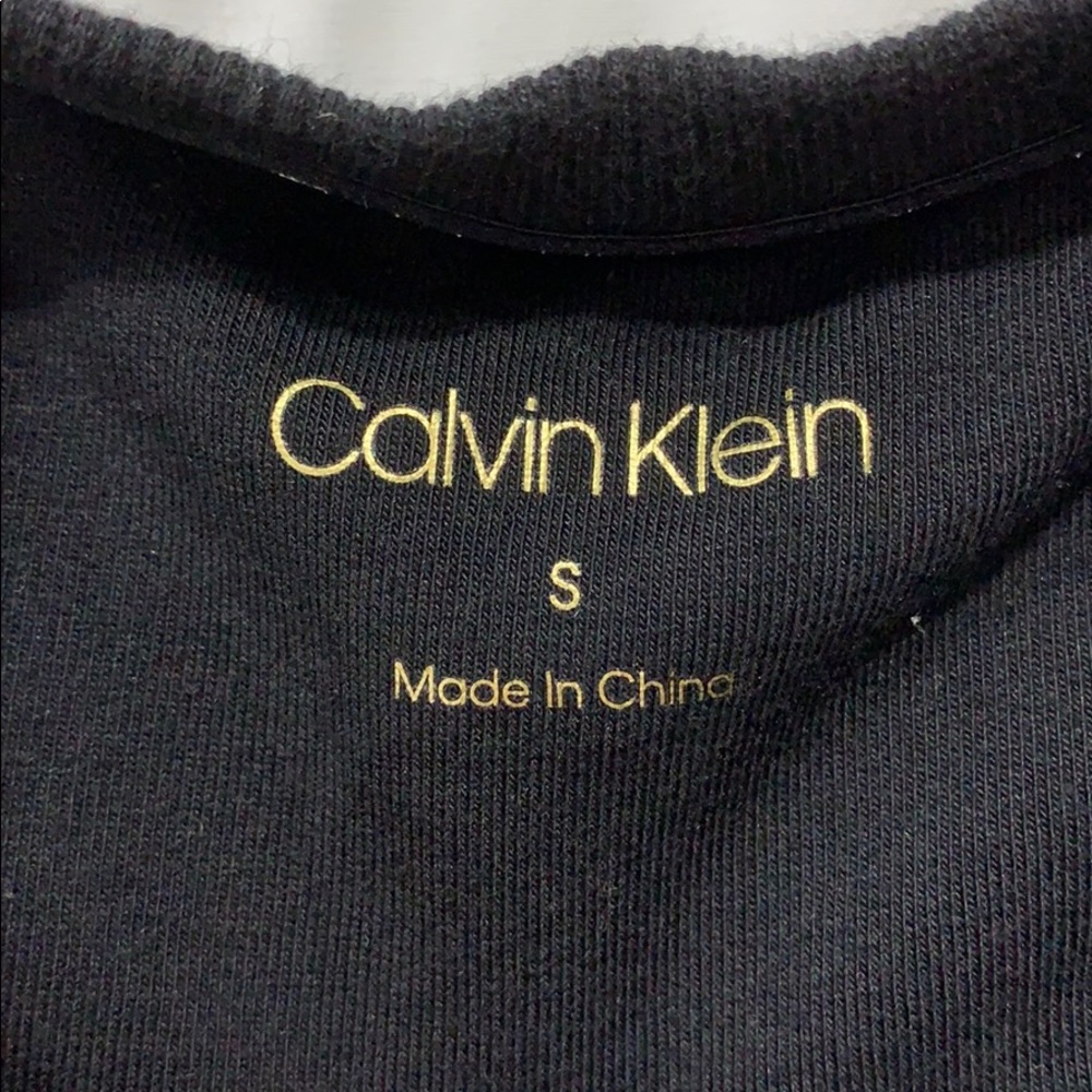 Calvin Klein Sweatshirt - New Condition - Picture 4 of 5
